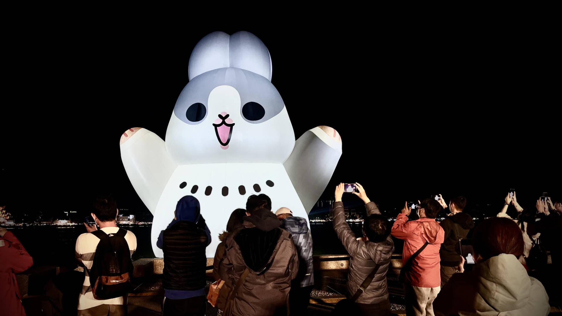 The most popular inflatable rabbit at the Lantern Festival.