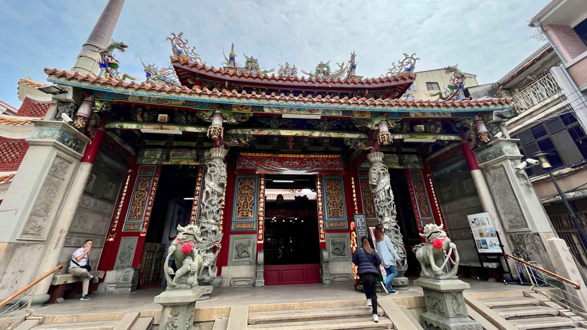 A local temple in Tainan.