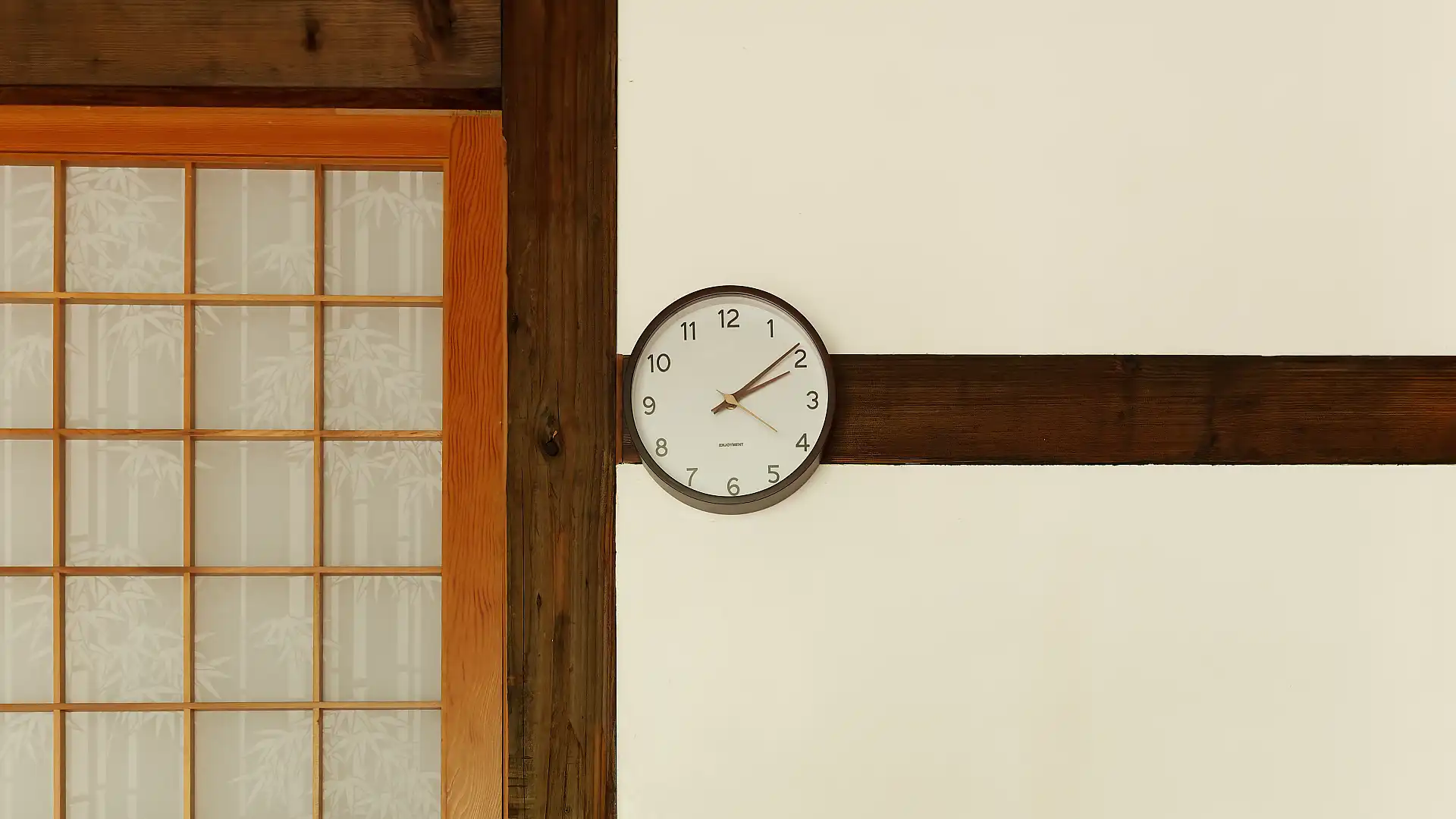 A wall clock at ‘A Book Wooden House’.