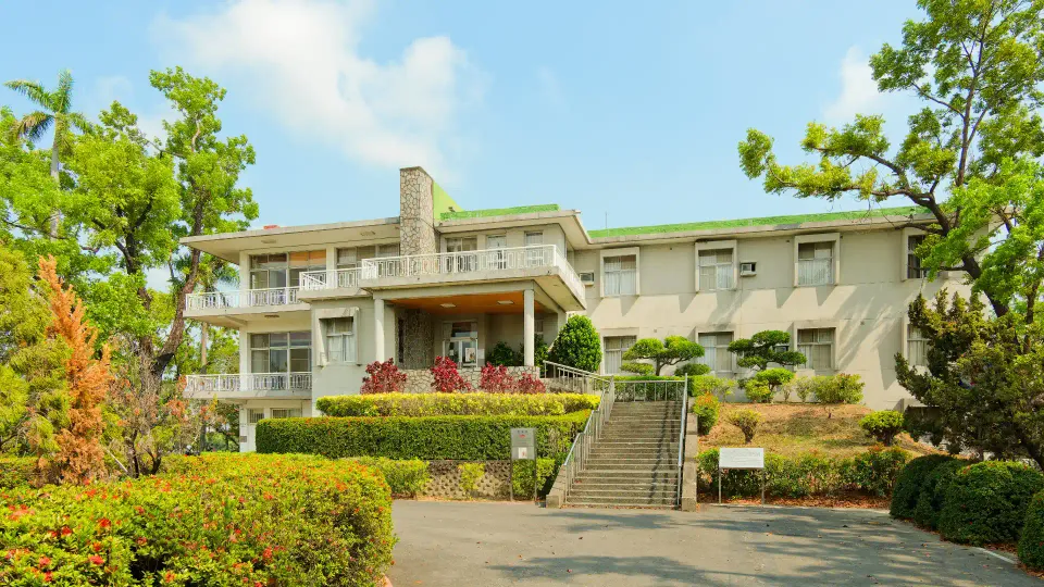 Inside the dictator’s bedroom